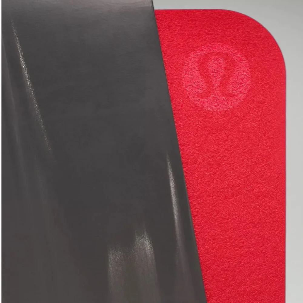 NWT Lululemon Yoga The Mat 5mm Made With FSC-Certified Rubber Red Black Marble - Picture 3 of 7